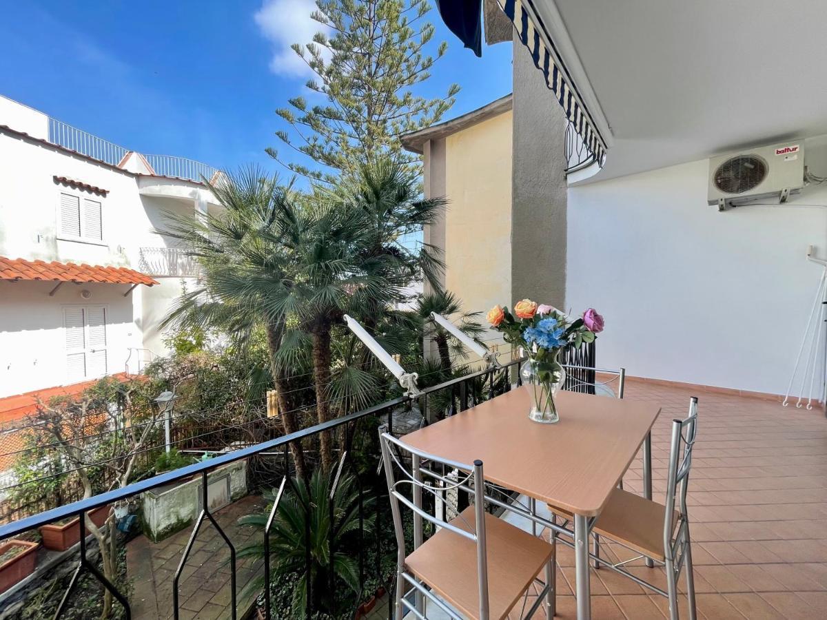 Casa Vacanze Mariafrancesca Ischia Exteriér fotografie